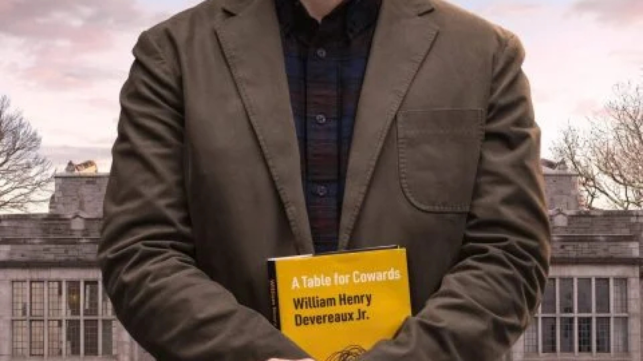 Lucky Hank الموسم الاول الحلقة 8