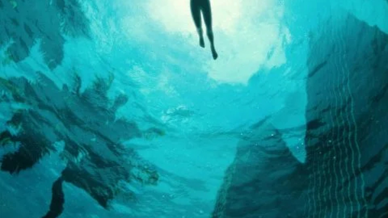 Saint X الموسم الاول الحلقة 1